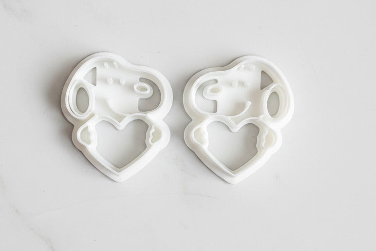 Snoopy holding heart mirrored set