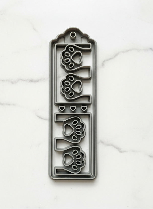 4 paws bookmark