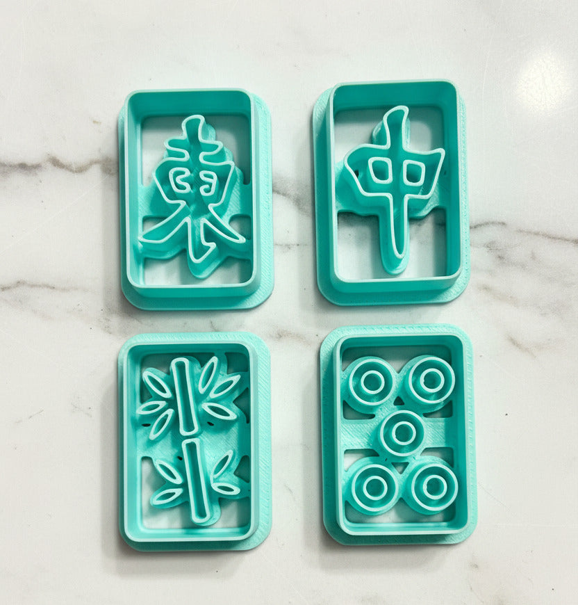 Mahjong tile set