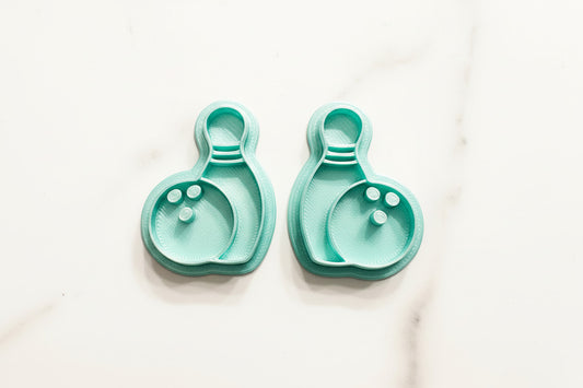 Bowling pin and ball mirrored set