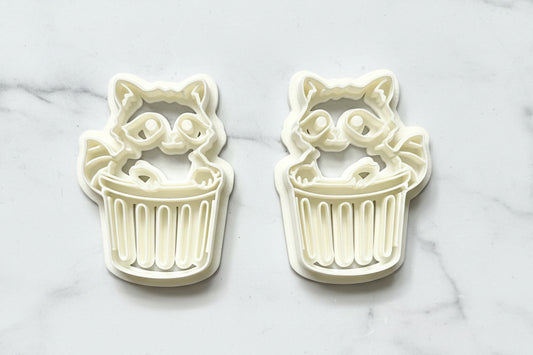 raccoons in trash can mirrored set
