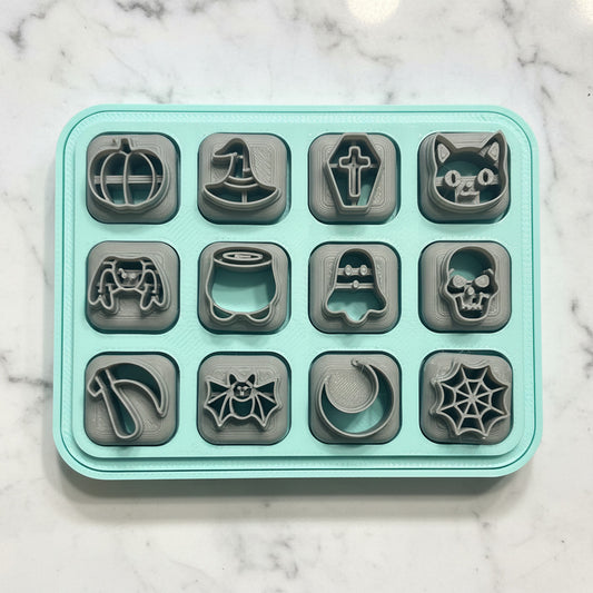 Mini Halloween set with case