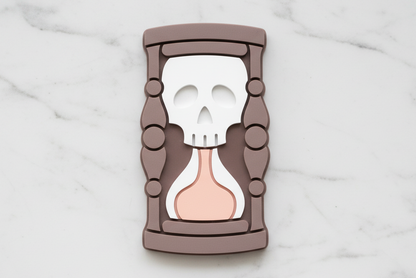 Skull hourglass