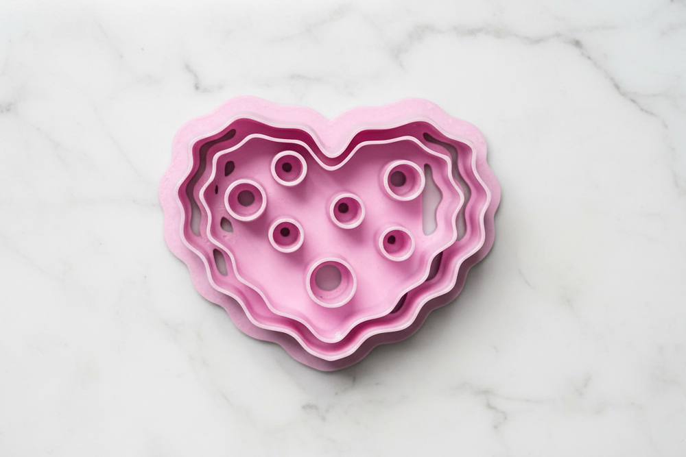 Heart pizza